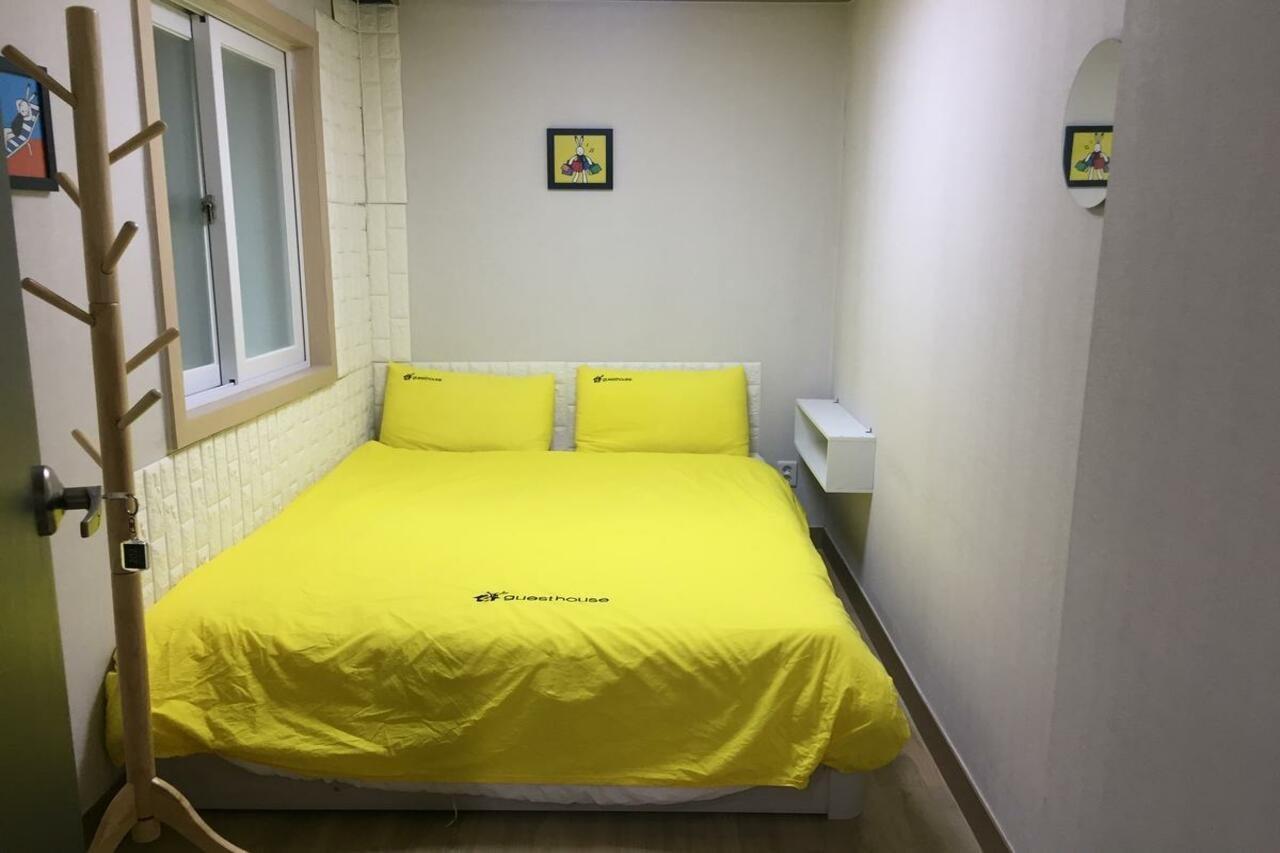 24 Guesthouse Kyunghee University Seul Esterno foto